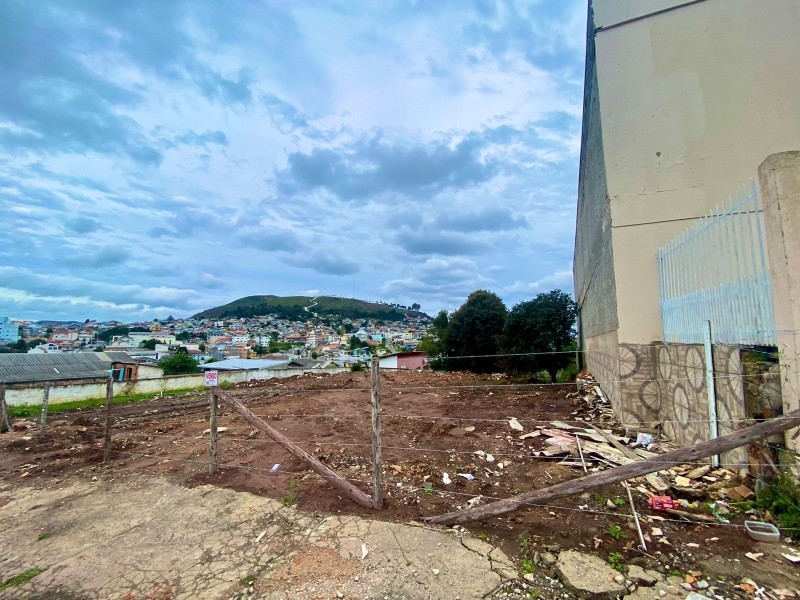 TERRENO NO BAIRRO SANTA RITA COM 764m²