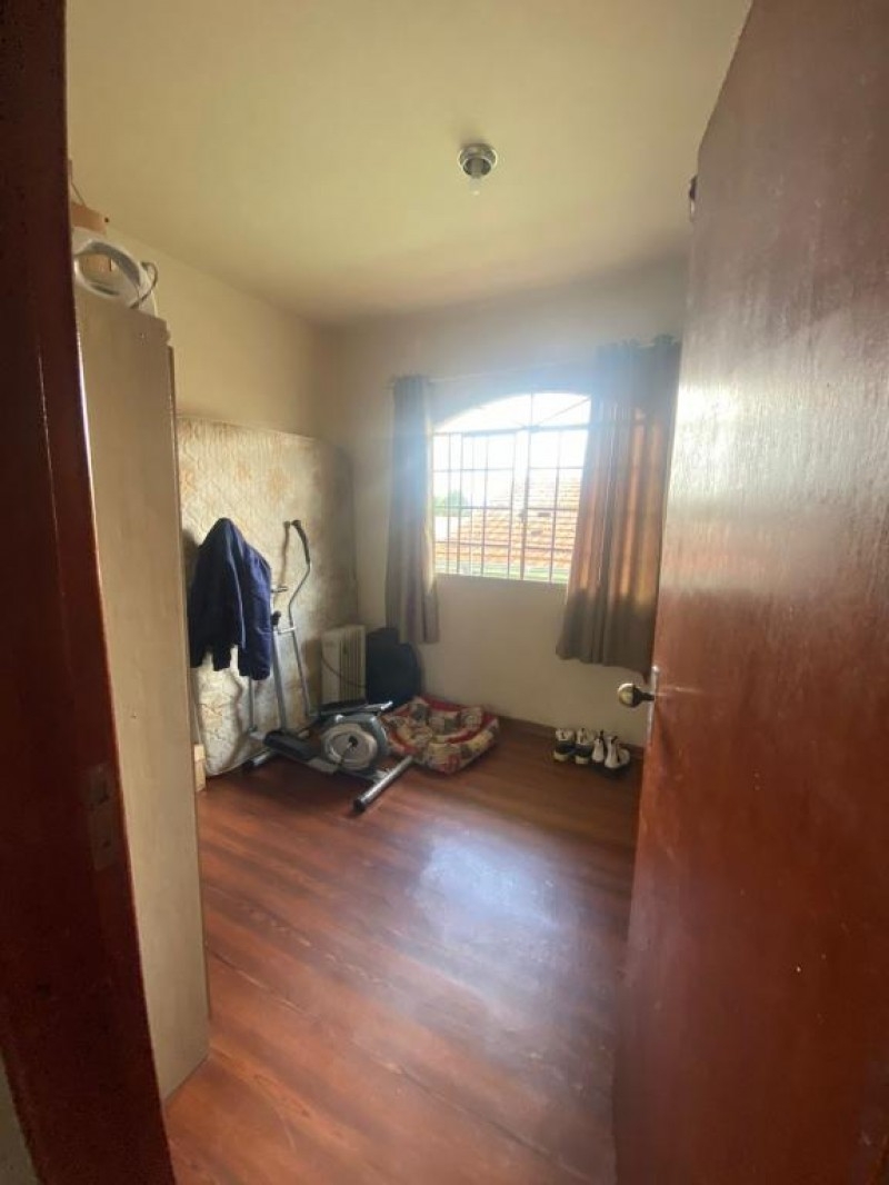 CASA COM 4 DORMITÓRIOS BAIRRO VILA NOVA