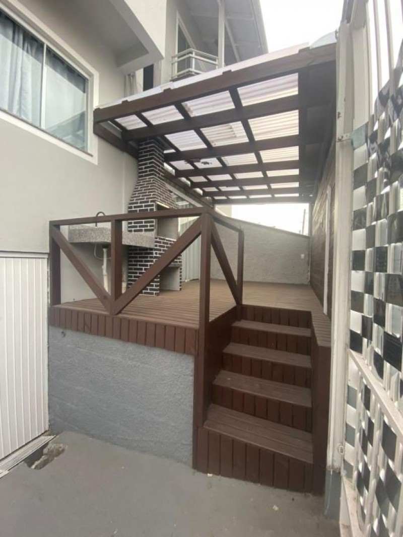 Casa térrea à venda na Avenida Corina Caon – Conforto, sofisticação e excelente localização!