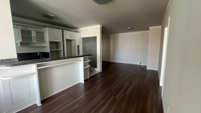 APARTAMENTO NO CENTRO