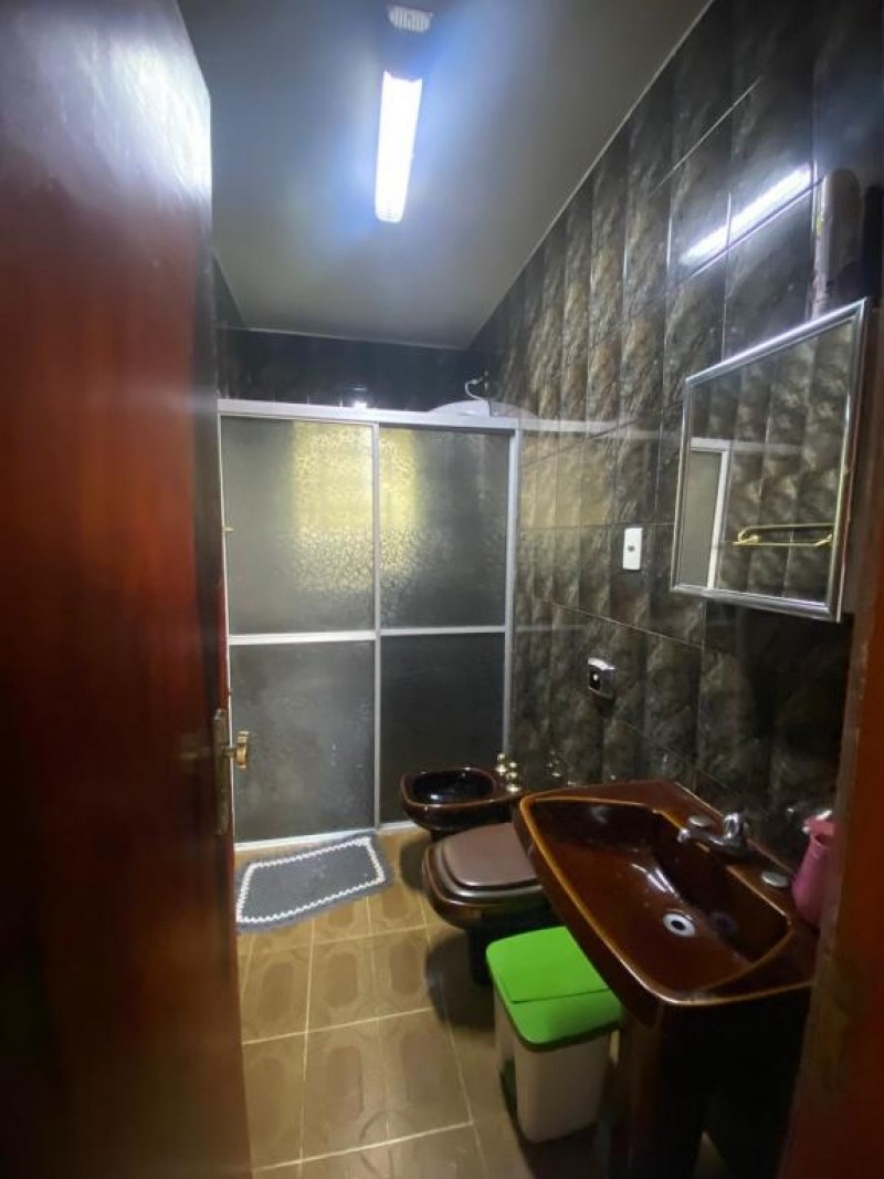 CASA COM 4 DORMITÓRIOS BAIRRO VILA NOVA