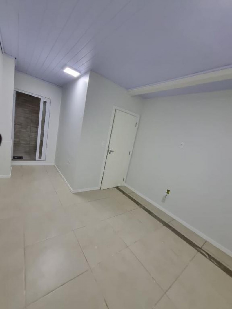SALA COMERCIAL/ APTO CENTRO DE LAGES