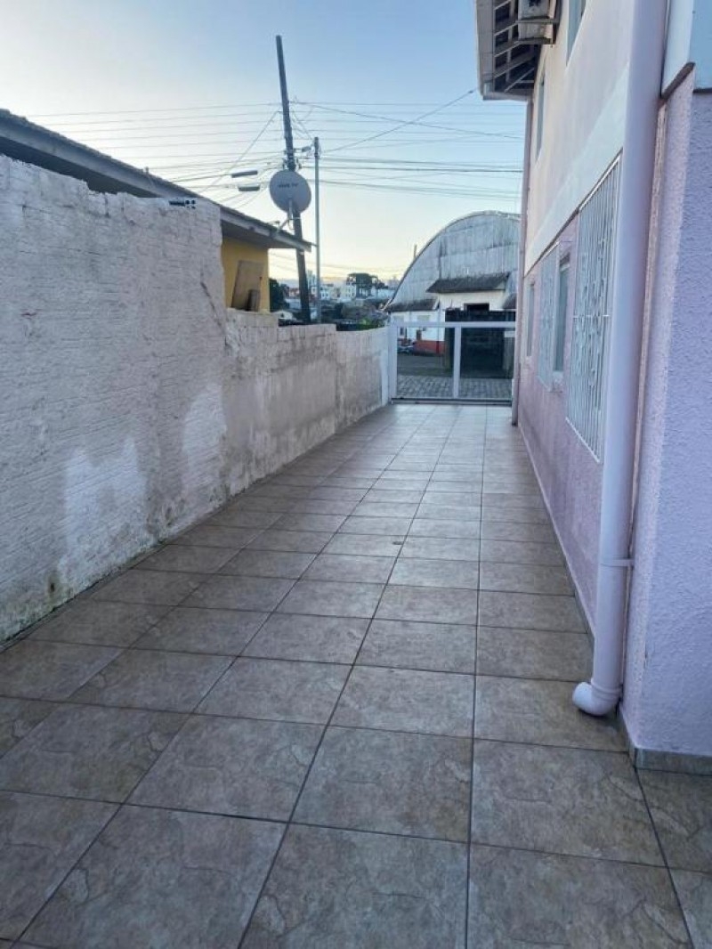 CASA 2 PISOS BAIRRO VILA NOVA