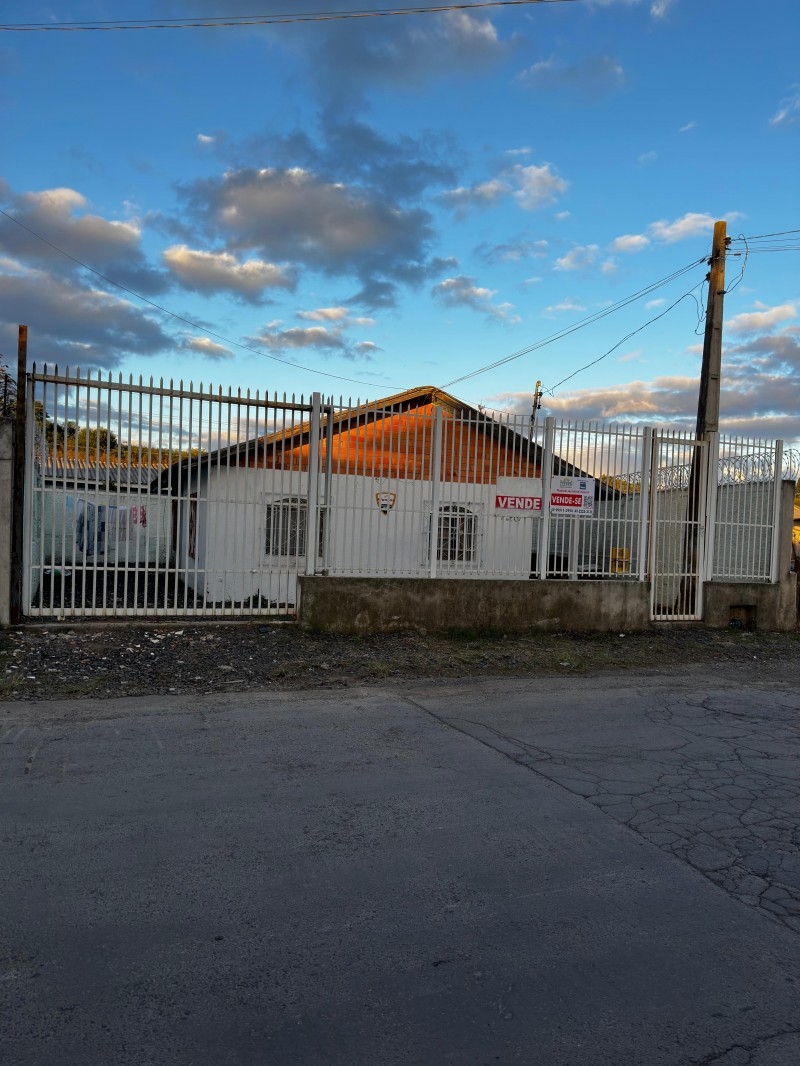 CASA NO BAIRRO SÃO SEBASTIÃO