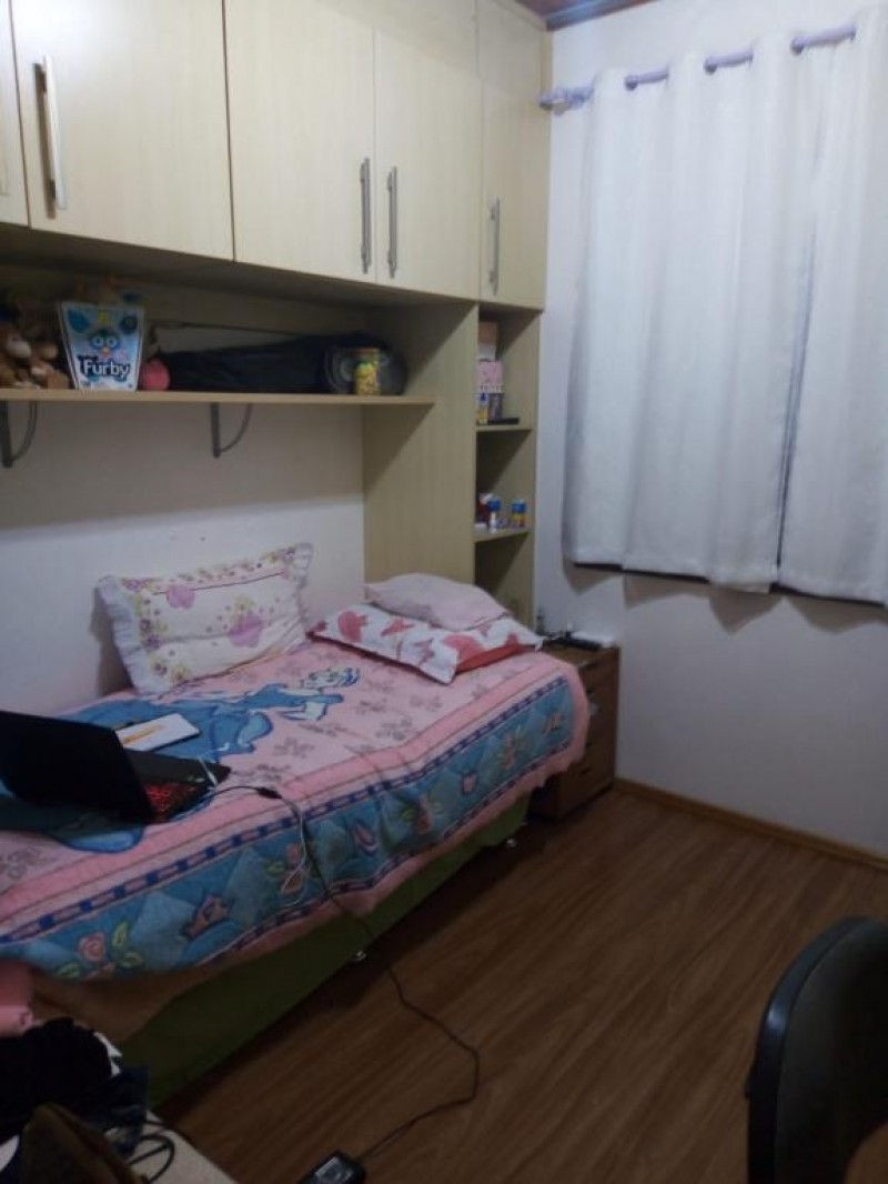 CASA NO BAIRRO FREI ROGERIO