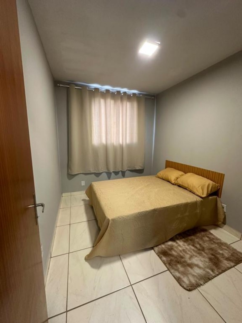 Apartamento condomínio Tozzo