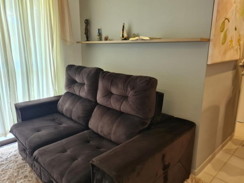 APARTAMENTO SEMIMOBILIADO 2 QUARTOS BAIRRO CENTENÁRIO