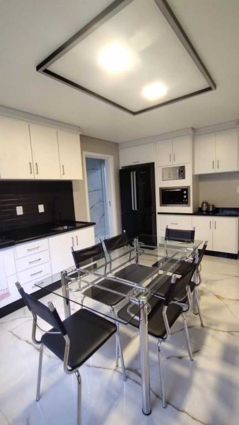 APARTAMENTO SEMIMOBILIADO BAIRRO SANTA RITA