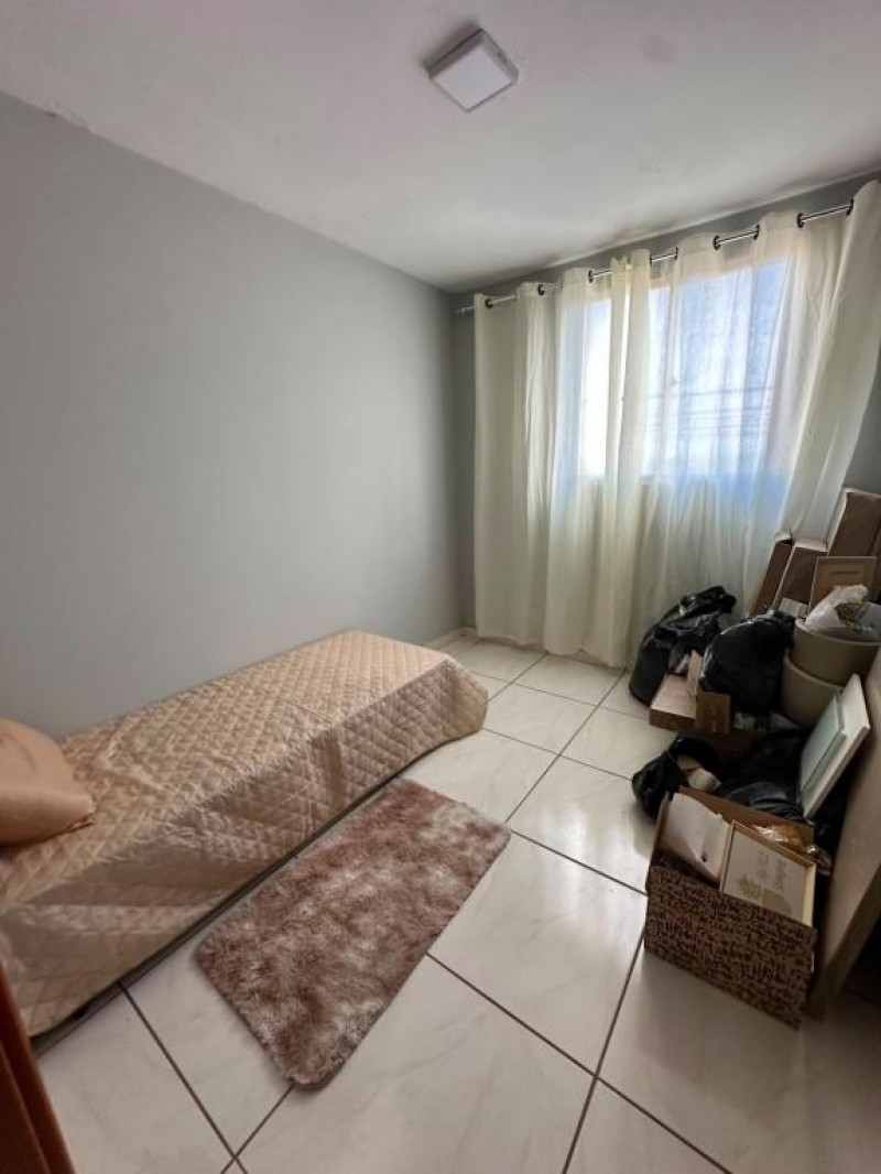 Apartamento condomínio Tozzo