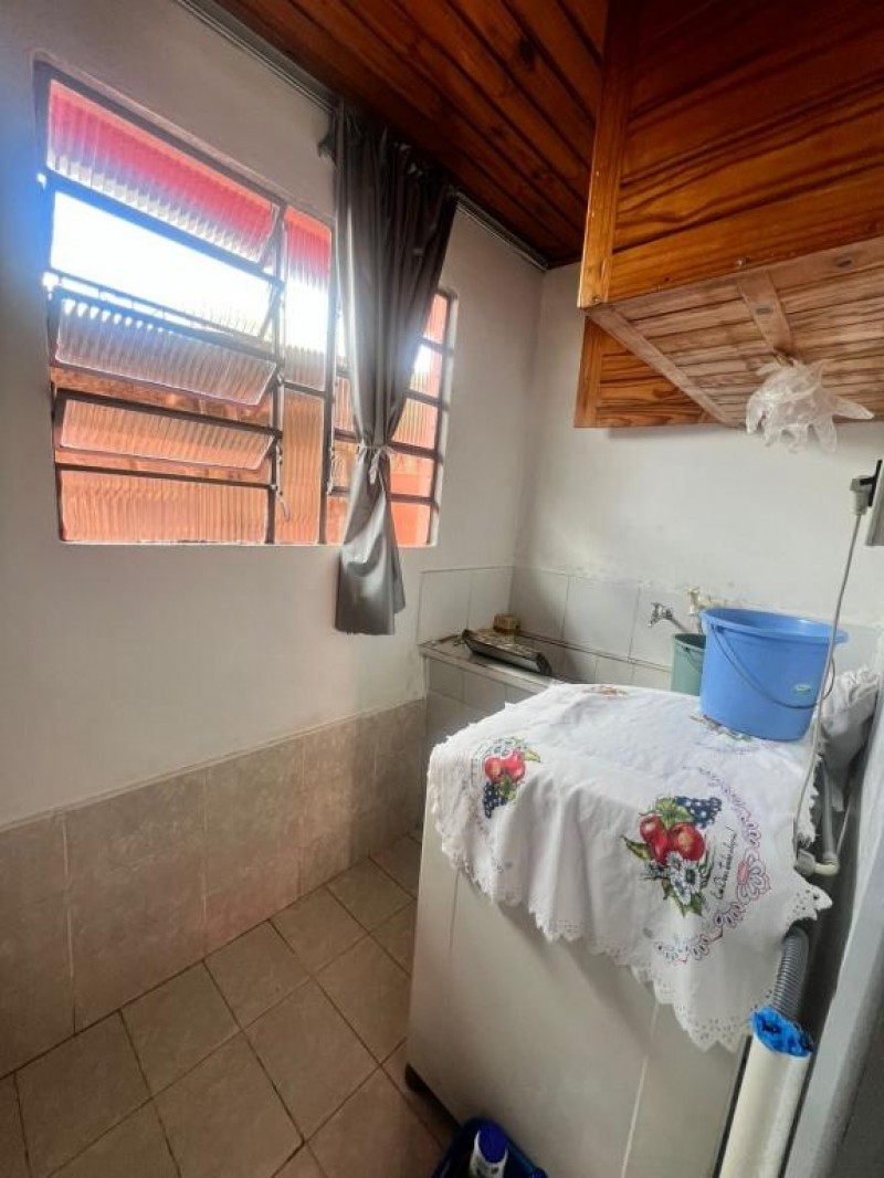 CASA BAIRRO TRIBUTO